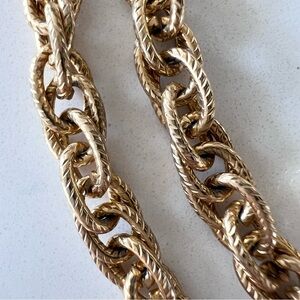Vintage Textured Gold Tone Rope Chain Necklace